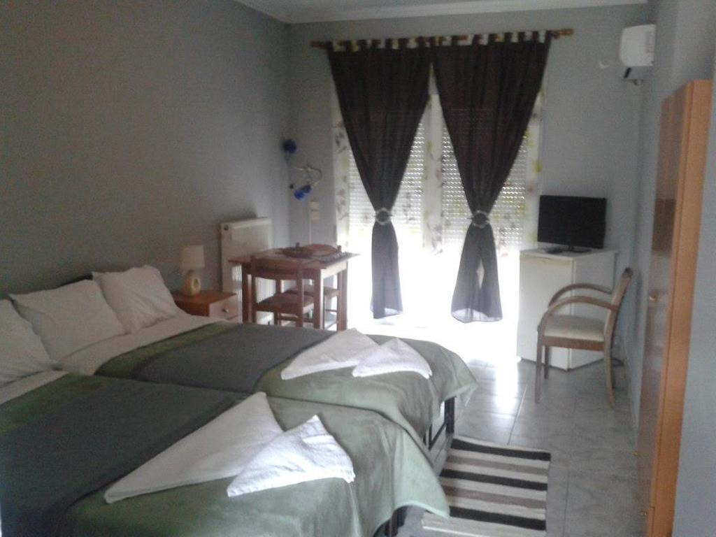 Hotel Loga Tycheron Ruang foto