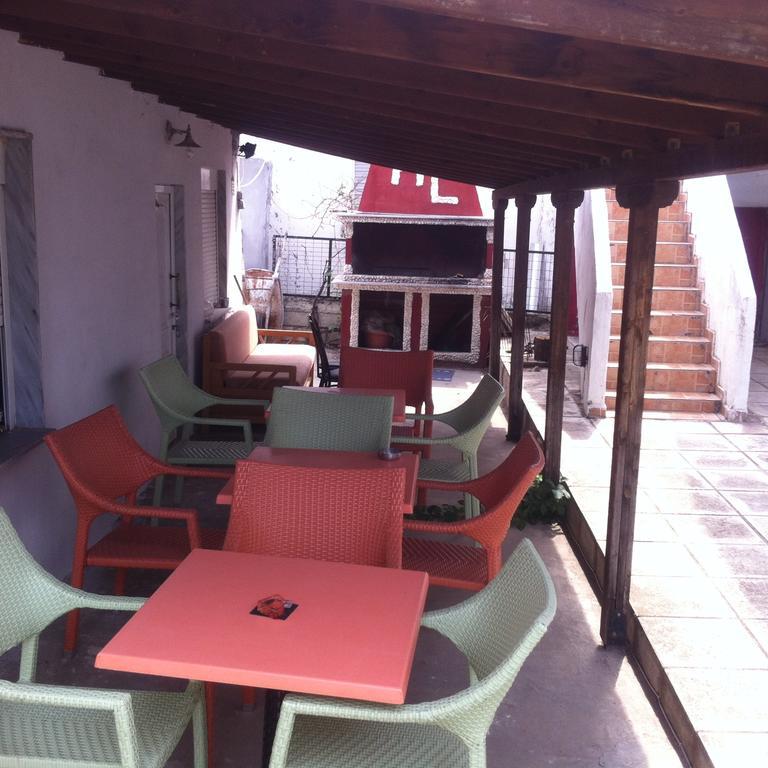 Hotel Loga Tycheron Bagian luar foto