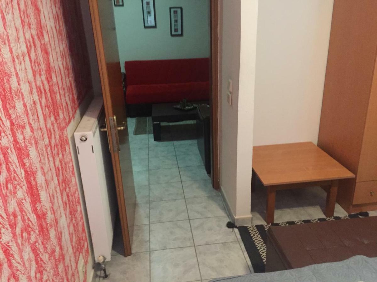 Hotel Loga Tycheron Bagian luar foto